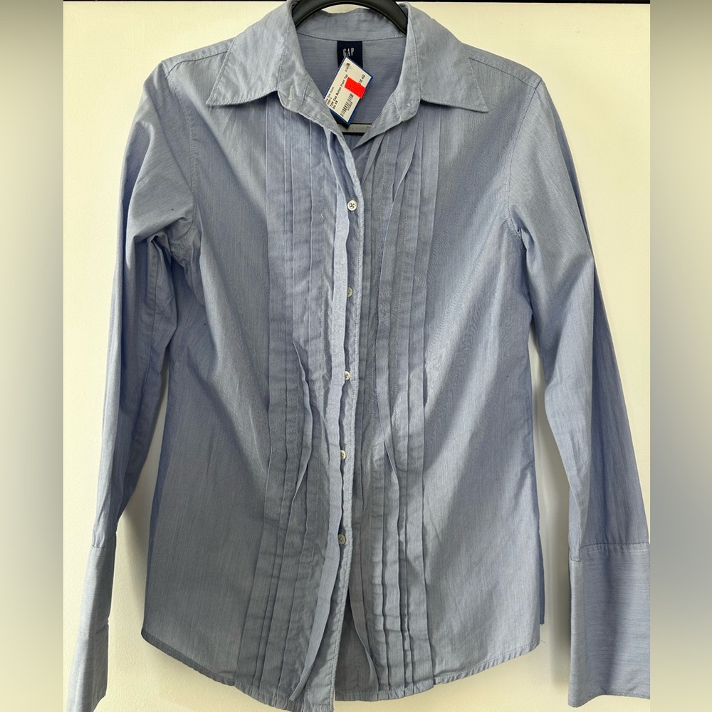 GAP Women's Light Blue Button Down Shirt